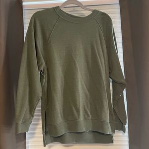 Oversized green sweater